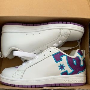 DC Court Shoes. Size 5